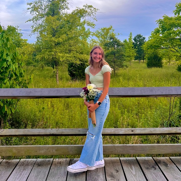 Meet your Posher, Libby - Picture 2 of 4